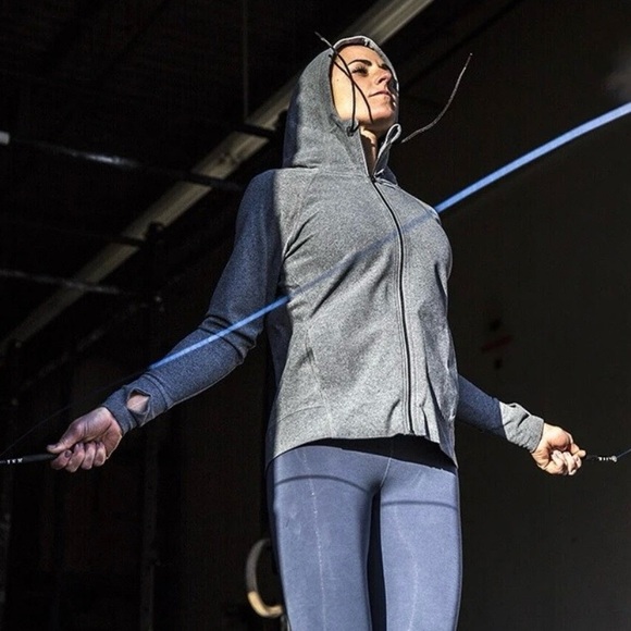 NWT NOBULL Women’s Zip Up Hoodie Jacket - XS - Light Grey - Picture 6 of 9